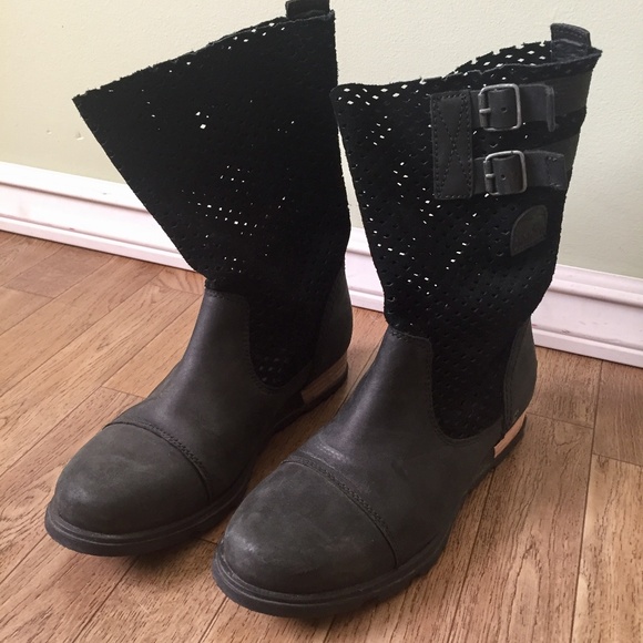 Sorel Major Pull On Perforated Suede Boots - Picture 3 of 9